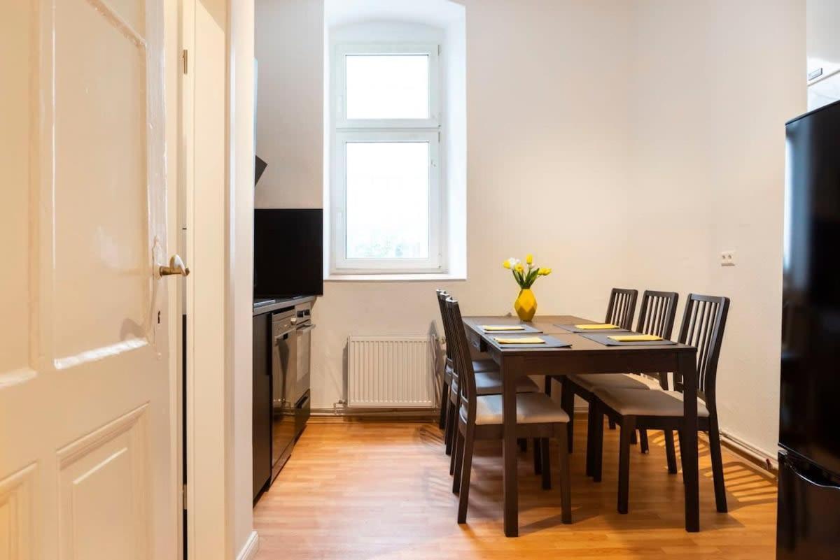 Spacious Family Apartment At Mauerpark Plus Selfcheckin Berlin Exterior photo